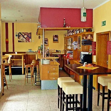 Waldgasthof Friedrichsberg * Бендорф